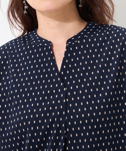 GALLORIA(ギャローリア)の「【吸汗速乾・接触冷感】キーネックプリントプルオーバー(Tシャツ/カットソー・レディース・ブルー/ホワイト/ネイビー・M/LL/L/S)」の11枚目の写真