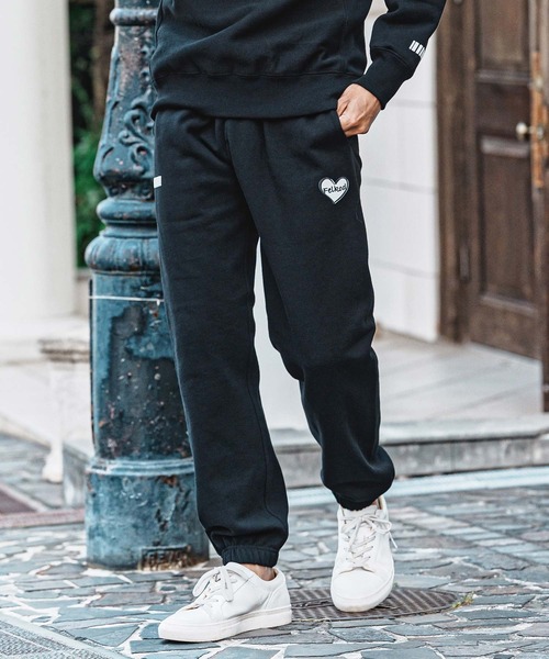 felkod（フィルコッド）の「mp15144- Heart Puff Print 12oz Fleece Easy Pants イージーパンツ(F26A220)（スウェットパンツ・メンズ・ブラック/ブラック×イエロー・M/L/XL）」の2枚目の写真