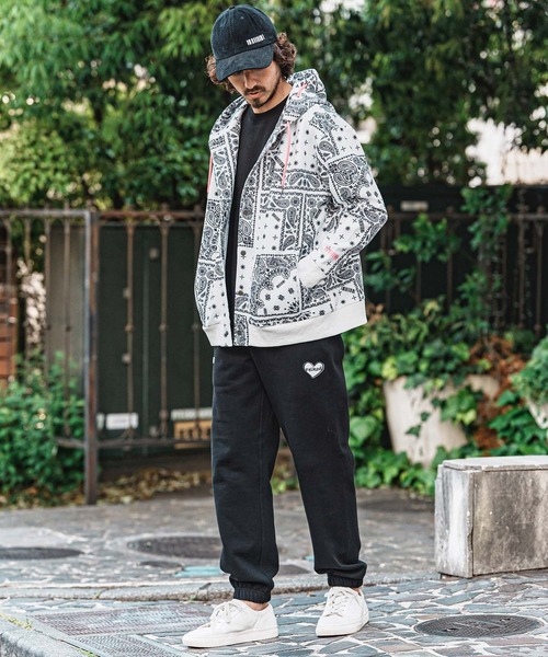felkod（フィルコッド）の「mp15144- Heart Puff Print 12oz Fleece Easy Pants イージーパンツ(F26A220)（スウェットパンツ・メンズ・ブラック/ブラック×イエロー・M/L/XL）」の13枚目の写真