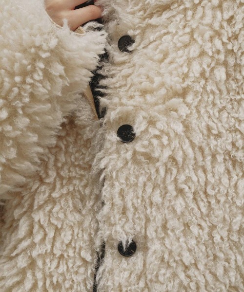 TODAYFUL(トゥデイフル)の「【TODAYFUL/トゥデイフル】Fur Short Coat/ファーショートコート(その他アウター・レディース・アイボリー・38/36)」の10枚目の写真