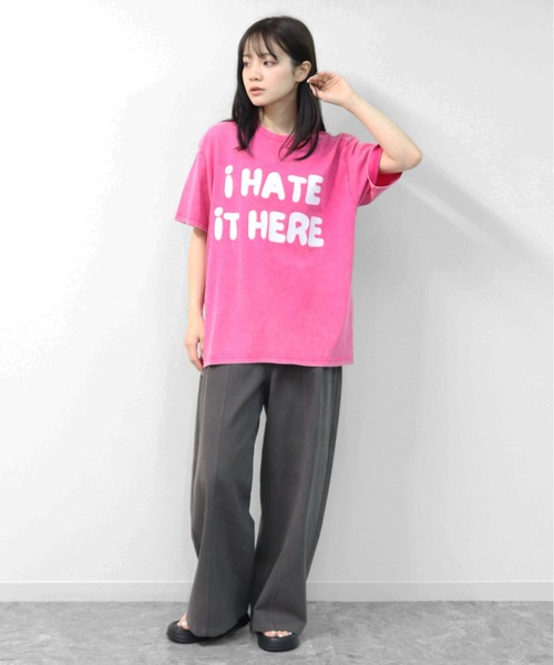 GARAGE MADE(ガレージメイド)の「レディースM~Lサイズ ユニセックス ピグメントプリント BIG Tシャツ I HATE IT HERE(Tシャツ/カットソー・レディース・ピンク/ブルー/ブラック/グリーン/アイボリー/グレー・S)」の7枚目の写真