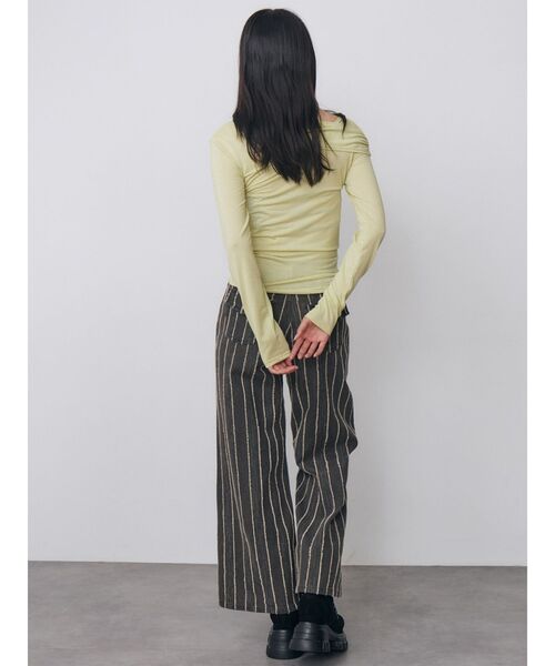 MURUA(ムルーア)の「ストライプフリンジハイウエストデニムパンツ 秋服(デニムパンツ・レディース・ブルー/ブラック・1/2)」の13枚目の写真