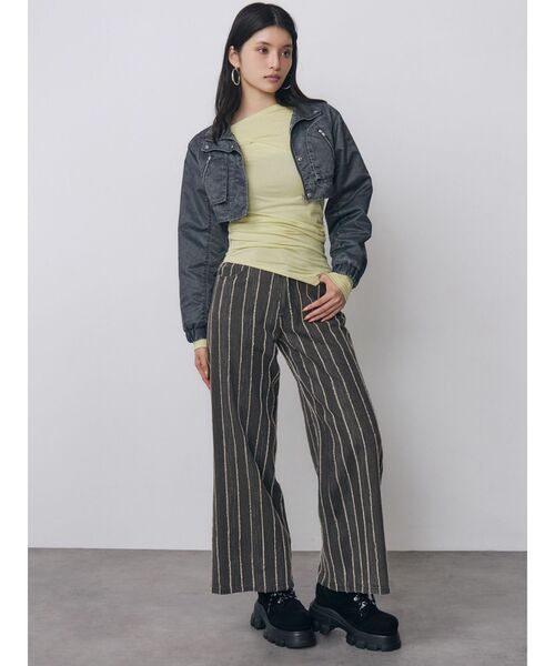 MURUA(ムルーア)の「ストライプフリンジハイウエストデニムパンツ 秋服(デニムパンツ・レディース・ブルー/ブラック・1/2)」の17枚目の写真