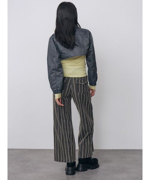 MURUA(ムルーア)の「ストライプフリンジハイウエストデニムパンツ 秋服(デニムパンツ・レディース・ブルー/ブラック・1/2)」の18枚目の写真