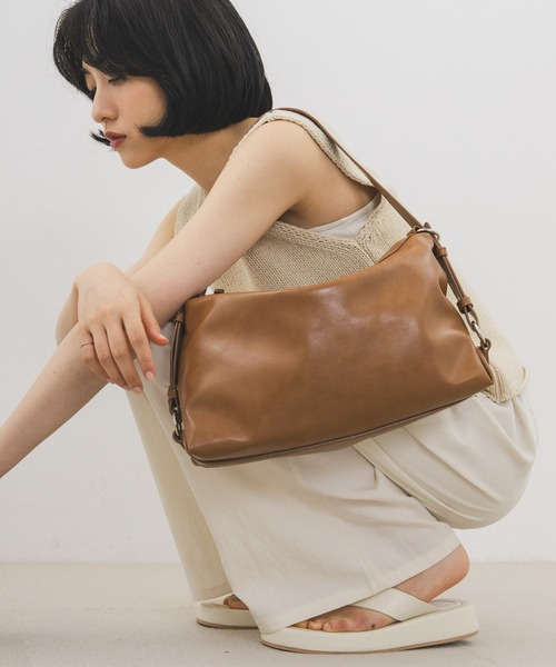 ワンハンドルベルトBAG（ショルダーバッグ）｜KBF（ケイビーエフ）の