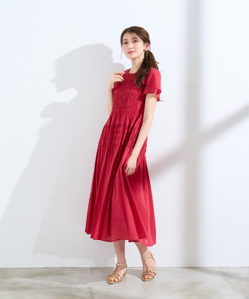 Rose Tiara（ローズティアラ）の「【人気のため追加】シャーリングマキシ丈ワンピース（ワンピース・レディース・レッド/ブラウン/ネイビー・46/42）」の5枚目の写真