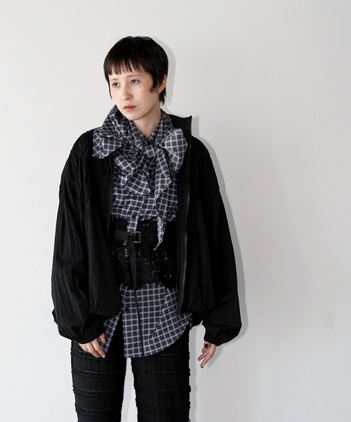 chuclla(チュクラ)の「ギャザーヨーク スタンドカラーブルゾン chw26a056(ブルゾン・レディース・グレー/ブラック・FREE)」の16枚目の写真