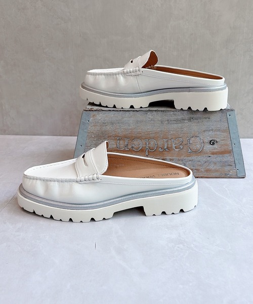 Noubel Voug Relax(ヌーベルヴォーグリラックス)の「厚底ローファーミュール ボリュームトラックソール(ローファー・レディース・ホワイト/ブラック/ピンク/シルバー・24.5cm/23.5cm/23cm/24cm/22.5cm)」の16枚目の写真