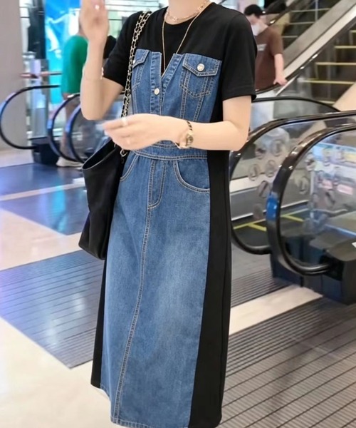 LETee(レティー)の「デニムビスチェを重ねたようなレイヤード風デザイン!1枚で旬顔になれるドッキングワンピース(ワンピース・レディース・ブラック・FREE)」の2枚目の写真