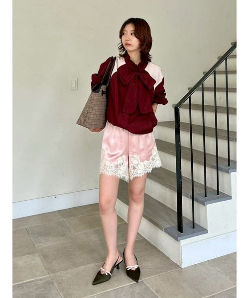LILY BROWN(リリーブラウン)の「フロントリボンウィンドブレーカー(ブルゾン・レディース・ネイビー/ライトベージュ/ボルドー/ブルー・F)」の21枚目の写真