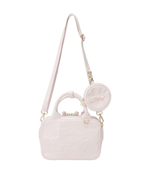 Maison de FLEUR(メゾンドフルール)の「ミニポーチ付きエンボスロゴスクエアボストン(ボストンバッグ・レディース・ブラック/ピンク・FREE)」の8枚目の写真