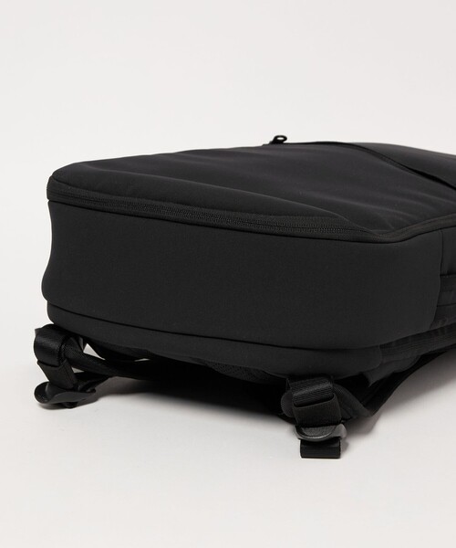 BEAUTY&YOUTH UNITED ARROWS(ビューティーアンドユースユナイテッドアローズ)の「【WEB限定】小松マテーレ コンパクト リュック(バックパック/リュック・メンズ・ブラック・FREE)」の16枚目の写真