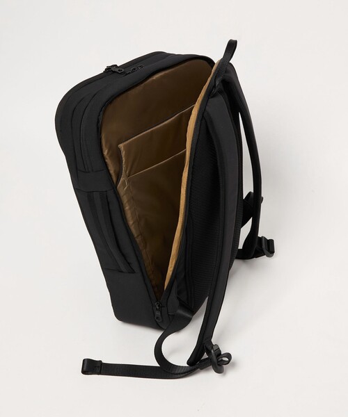 BEAUTY&YOUTH UNITED ARROWS(ビューティーアンドユースユナイテッドアローズ)の「【WEB限定】小松マテーレ コンパクト リュック(バックパック/リュック・メンズ・ブラック・FREE)」の2枚目の写真