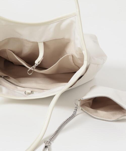 RODE SKO（ロデスコ）の「hun RODESKO　Dual pouch tote（トートバッグ・レディース・ブラック/ホワイト・-）」の13枚目の写真