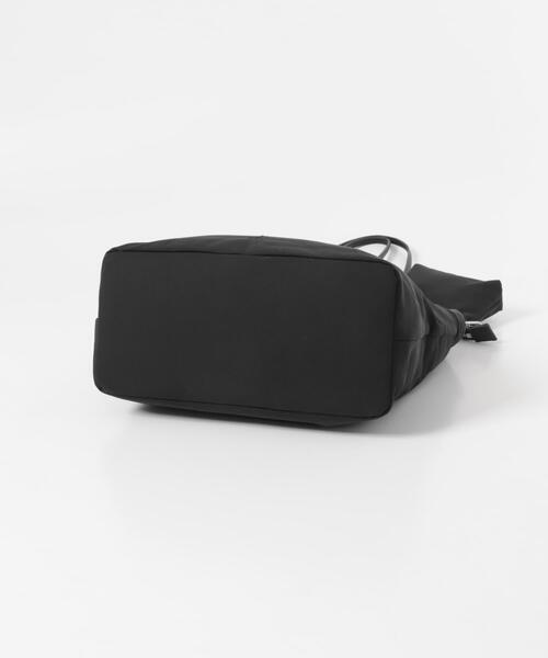 RODE SKO（ロデスコ）の「hun RODESKO　Dual pouch tote（トートバッグ・レディース・ブラック/ホワイト・-）」の19枚目の写真