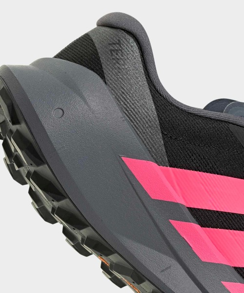 adidas(アディダス)の「テレックス アグラヴィック SL トレイル ランニング / Terrex Agravic SL Trail Running / ランニングシューズ / アディダス adidas(スニーカー・メンズ・ブラック系その他・24.0cm/24.5cm/25.0cm/25.5cm/26.0cm/26.5cm/27.0cm/27.5cm/28.0cm/28.5cm/29.0cm)」の7枚目の写真