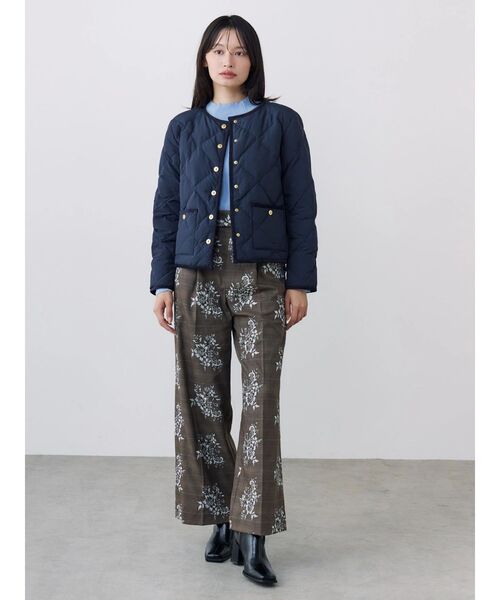 TONAL（トーナル）の「【TAIONコラボ】パイピングショートダウンコート（ダウンジャケット/コート・レディース・ネイビー/アイボリー/ブラウン・MEDIUM/SMALL）」の14枚目の写真