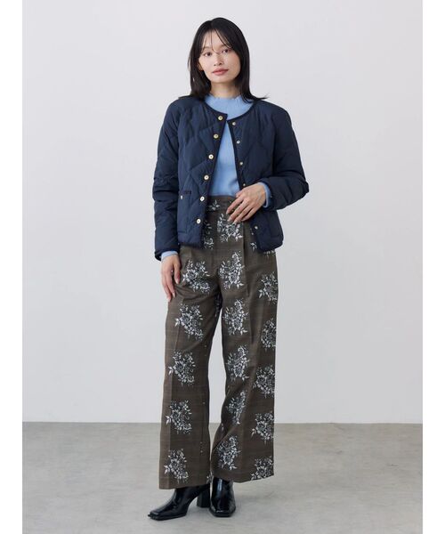 TONAL（トーナル）の「【TAIONコラボ】パイピングショートダウンコート（ダウンジャケット/コート・レディース・ネイビー/アイボリー/ブラウン・MEDIUM/SMALL）」の15枚目の写真