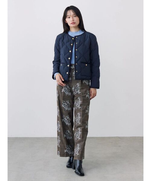 TONAL（トーナル）の「【TAIONコラボ】パイピングショートダウンコート（ダウンジャケット/コート・レディース・ネイビー/アイボリー/ブラウン・MEDIUM/SMALL）」の16枚目の写真
