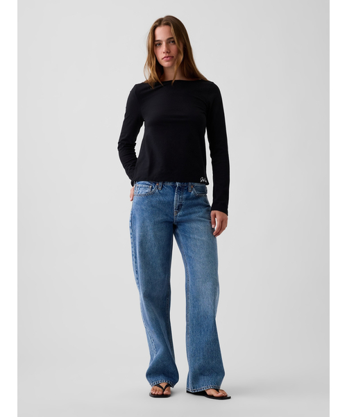 GAP(ギャップ)の「クロップド ボートネックTシャツ(Tシャツ/カットソー・レディース・ホワイト/ネイビー/ブラック・XS/S/M/L/XL/XXS)」の5枚目の写真