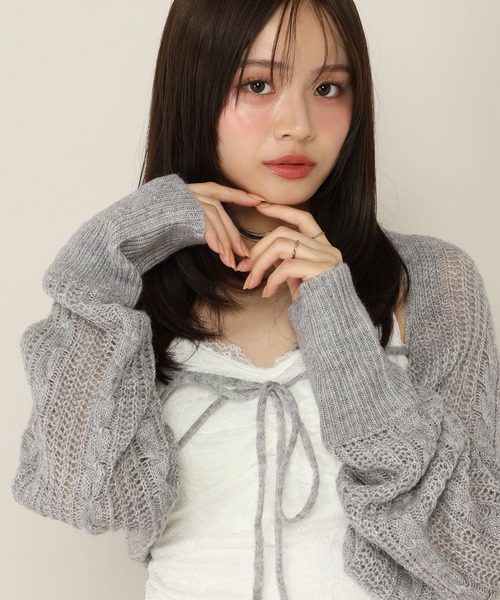 Heather(ヘザー)の「ケーブルボレロラメカーディガン 1063917(カーディガン/ボレロ・レディース・グレー/ピンク/アイボリー・FREE)」の22枚目の写真