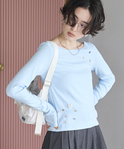 Firsthand(ファーストハンド)の「Firsthand/ファーストハンド メニーボタン コットンモダール ロングスリーブ カットソー【限定展開】(Tシャツ/カットソー・レディース・ホワイト/サックスブルー/ブラック・フリ-)」の3枚目の写真