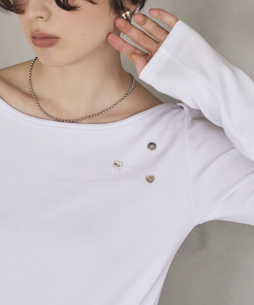 Firsthand(ファーストハンド)の「Firsthand/ファーストハンド メニーボタン コットンモダール ロングスリーブ カットソー【限定展開】(Tシャツ/カットソー・レディース・ホワイト/サックスブルー/ブラック・フリ-)」の8枚目の写真