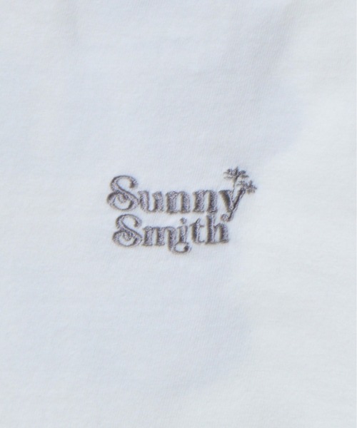 Sunny Smith(サニースミス)の「【SUNNY SMITH】SunnySmith フロントロゴ刺繍ピグメントロンT(Tシャツ/カットソー・メンズ・スミクロ/ホワイト/グリーン・LARGE/MEDIUM)」の13枚目の写真