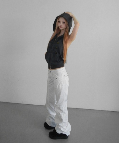 THEAIRTOWN(ジエアタウン)の「crispy 81 straight pants(その他パンツ・レディース・ブラック/ホワイト・MEDIUM/SMALL)」の10枚目の写真