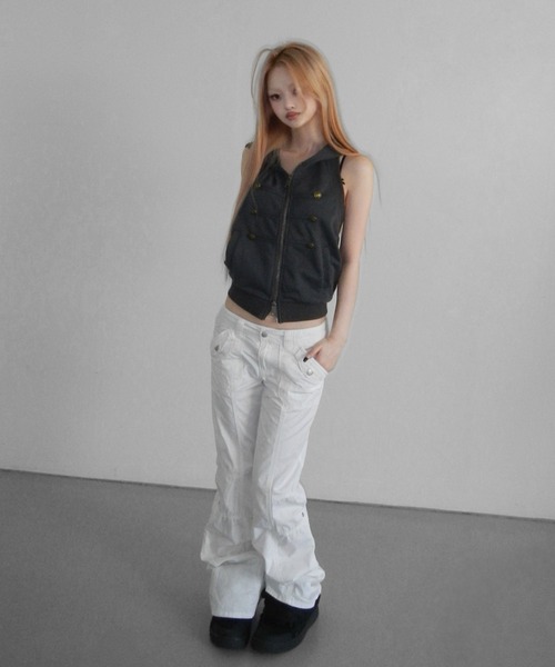 THEAIRTOWN(ジエアタウン)の「crispy 81 straight pants(その他パンツ・レディース・ブラック/ホワイト・MEDIUM/SMALL)」の14枚目の写真