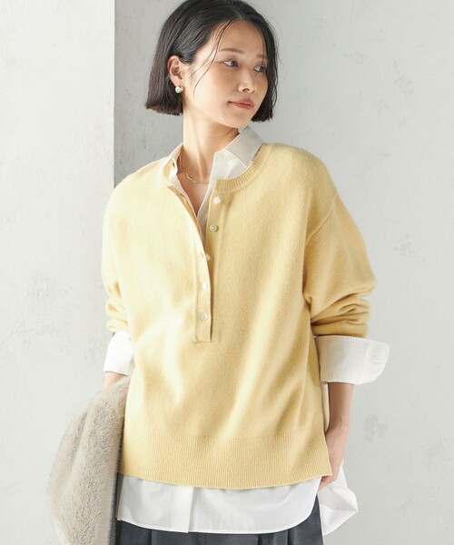 SHIPS(シップス)の「〈手洗い可能〉ウール カシミヤ 2WAY ヘンリーネック プルオーバー(ニット/セーター・レディース・ライトブルー/ネイビー/ブラウン/オフホワイト/グレー/クリーム・ONE SIZE)」の16枚目の写真