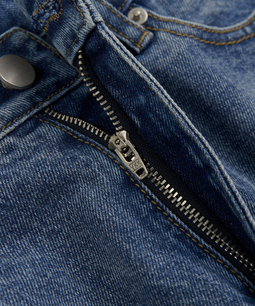 TOFFEE(トフィー)の「セミフレアデニムパンツ (LIGHT BLUE)(デニムパンツ・メンズ・その他・SMALL/MEDIUM/LARGE/X-LARGE)」の6枚目の写真