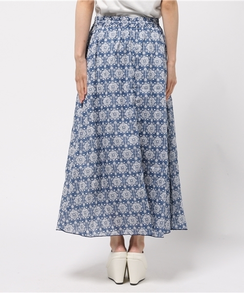 earth music&ecology（アースミュージックアンドエコロジー）の「エスニック柄マキシスカート（スカート・レディース・ライトグリーン/ブルー・FREE）」の5枚目の写真