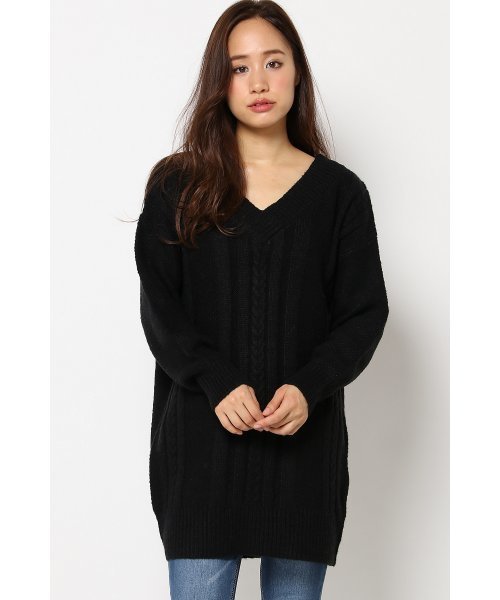 VENCEEXCHANGE（ヴァンスエクスチェンジ）の「Vネックケーブルワンピース（ワンピース・レディース・ブラック/オフホワイト/グレー・MEDIUM）」の2枚目の写真