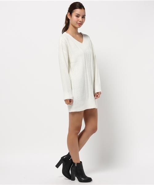 VENCEEXCHANGE（ヴァンスエクスチェンジ）の「Vネックケーブルワンピース（ワンピース・レディース・ブラック/オフホワイト/グレー・MEDIUM）」の7枚目の写真