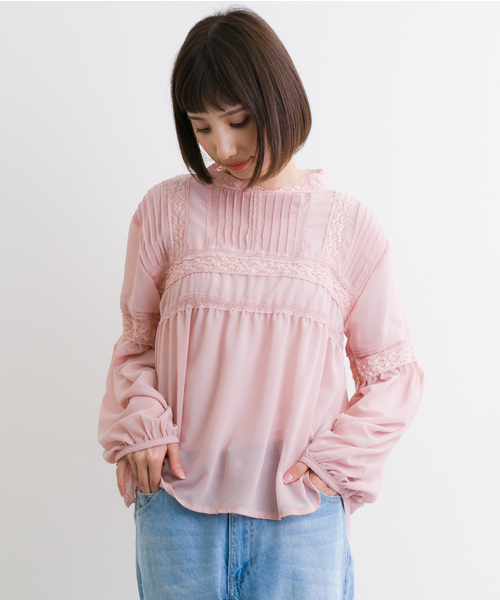 MERLOT（メルロー）の「ピンタックレーステープブラウス4911（シャツ/ブラウス・レディース・ピンク/オフホワイト/ブラック・FREE）」の3枚目の写真