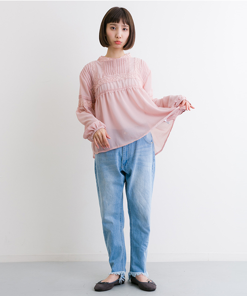 MERLOT（メルロー）の「ピンタックレーステープブラウス4911（シャツ/ブラウス・レディース・ピンク/オフホワイト/ブラック・FREE）」の9枚目の写真