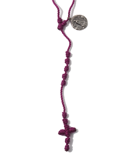 green label relaxing（グリーンレーベルリラクシング）の「Mexican カラーロザリオ ネックレス（ネックレス・レディース・ブラック/レッド/パープル/その他1・フリー）」の2枚目の写真