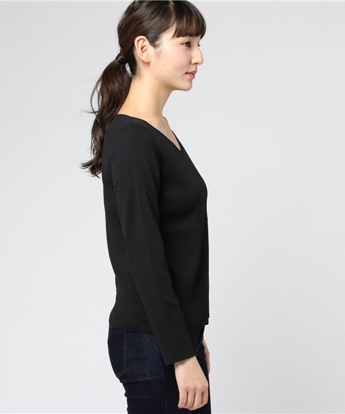 RIVE DROITE（リヴドロワ）の「ハートネックプルオーバー（ニット/セーター・レディース・オフホワイト/ベージュ/ピンク/ブラック・FREE）」の6枚目の写真