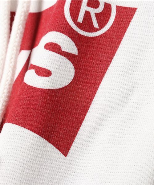 Levi's（リーバイス）の「【Levi's】グラフィックロゴパーカー（パーカー・レディース・ホワイト・MEDIUM/SMALL）」の5枚目の写真