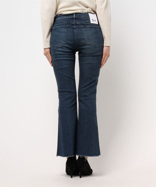 3×1(スリーバイワン)の「【3X1】MIDWAY EXTREME CROP BELL(デニムパンツ・レディース・ネイビー・M/L/LL/S)」の3枚目の写真