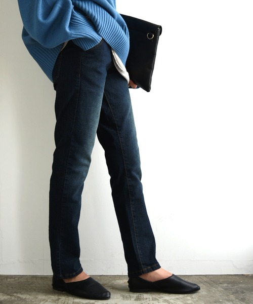 and it_（アンドイット）の「らくらくこなれストレッチゆるレギンスパンツ（その他パンツ・レディース・カーキ/ブラック/チャコールグレー/ライトベージュ/ベージュ/ネイビー/ワンウォッシュ/ブルー・4L/3L/L/M/LL）」の6枚目の写真