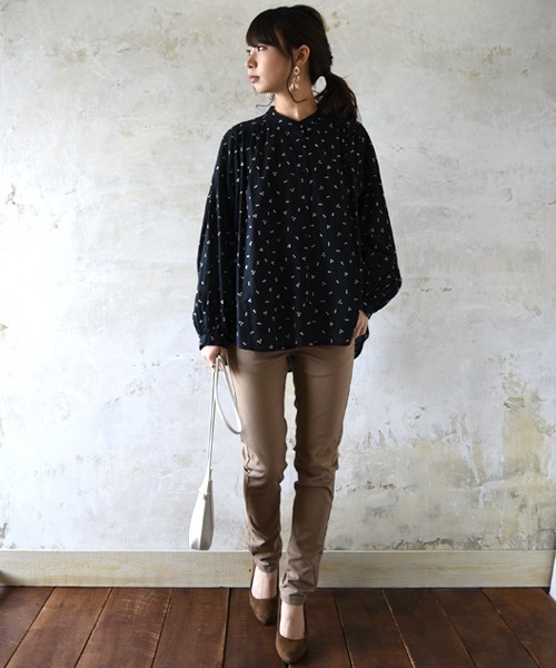 and it_（アンドイット）の「らくらくこなれストレッチゆるレギンスパンツ（その他パンツ・レディース・カーキ/ブラック/チャコールグレー/ライトベージュ/ベージュ/ネイビー/ワンウォッシュ/ブルー・4L/3L/L/M/LL）」の22枚目の写真