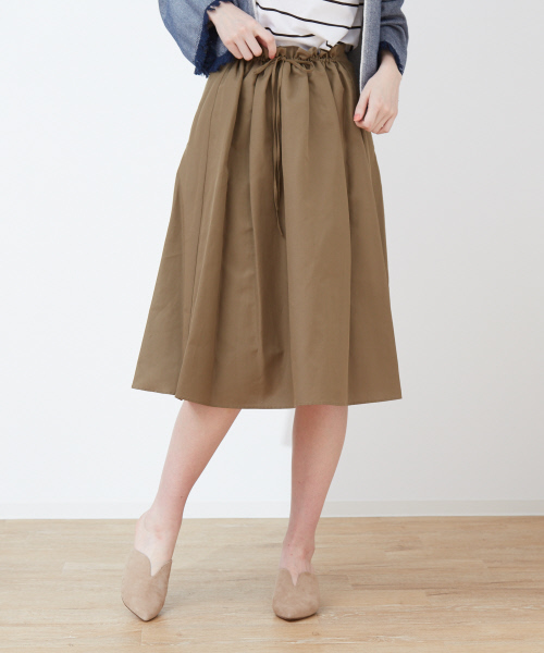 Abahouse Devinette（ドゥヴィネット）の「コットンシルクフロントギャザースカート（スカート・レディース・レッド/カーキ・フリー）」の2枚目の写真