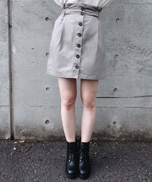 one after another NICE CLAUP（ワンアフターアナザーナイスクラップ）の「前ボタンミニスカート（スカート・レディース・ブラック/ベージュ/アイボリー/グレー系その他・FREE）」の3枚目の写真