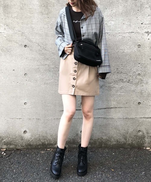 one after another NICE CLAUP（ワンアフターアナザーナイスクラップ）の「前ボタンミニスカート（スカート・レディース・ブラック/ベージュ/アイボリー/グレー系その他・FREE）」の8枚目の写真