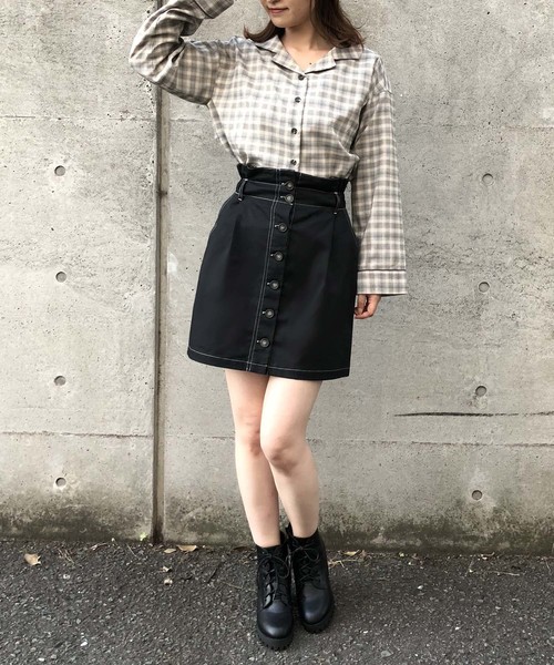 one after another NICE CLAUP（ワンアフターアナザーナイスクラップ）の「前ボタンミニスカート（スカート・レディース・ブラック/ベージュ/アイボリー/グレー系その他・FREE）」の15枚目の写真