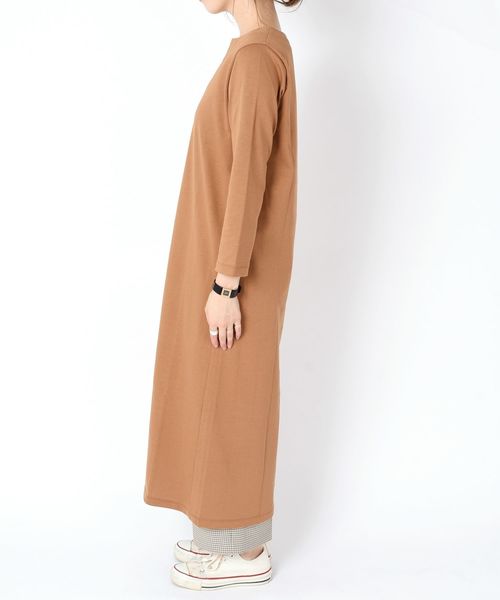 SHIPS（シップス）の「キーネックスリットワンピース◇（ワンピース・レディース・ブラック/ライトブルー/キャメル・ONE SIZE）」の7枚目の写真