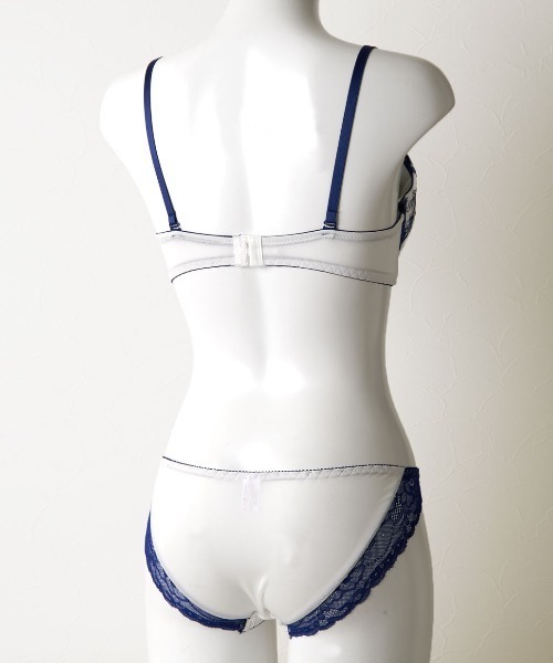 classicalelf（クラシカルエルフ）の「ワイヤーあり エレガントなフラワー刺繍ブラ＆ショーツセット(3/4カップ)（ブラ&ショーツ・レディース・ピンク/ホワイト・F75/E80/C75/B80/F85/E75/E70/B75/B70/D70/C70/D80/A75/F80/D75/C80/A70/G85/G90）」の15枚目の写真