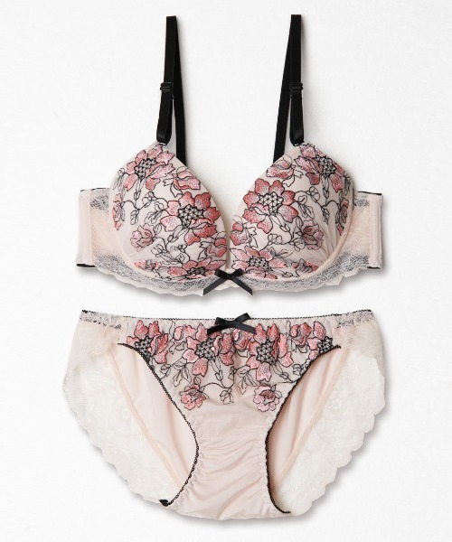 classicalelf（クラシカルエルフ）の「ワイヤーあり エレガントなフラワー刺繍ブラ＆ショーツセット(3/4カップ)（ブラ&ショーツ・レディース・ピンク/ホワイト・F75/E80/C75/B80/F85/E75/E70/B75/B70/D70/C70/D80/A75/F80/D75/C80/A70/G85/G90）」の7枚目の写真